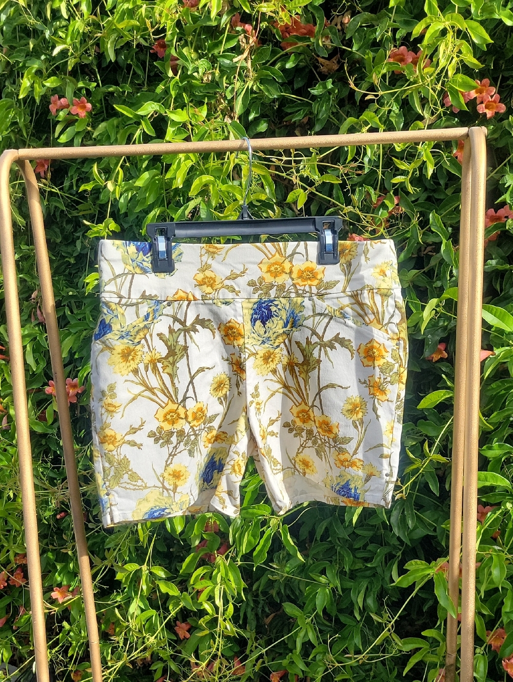 White And Yellow Floral High Waist Pull On Shorts 8